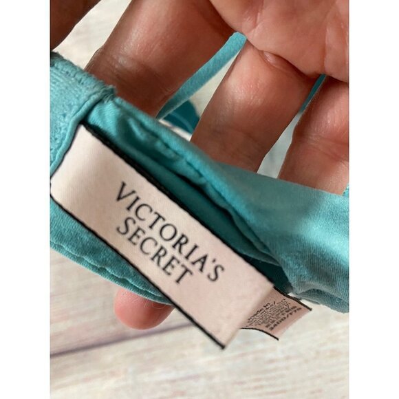 Lightly Padded Bra - Picture 8 of 10